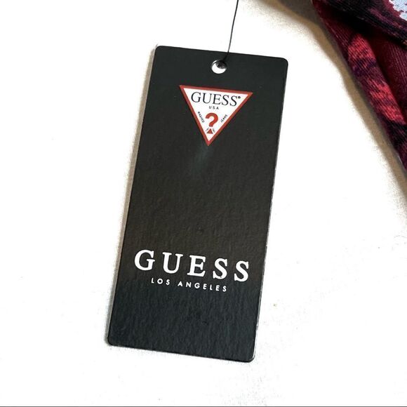 Guess NWT LS dulce cut out top in hyper bloom Pinot noir size M - Picture 10 of 16